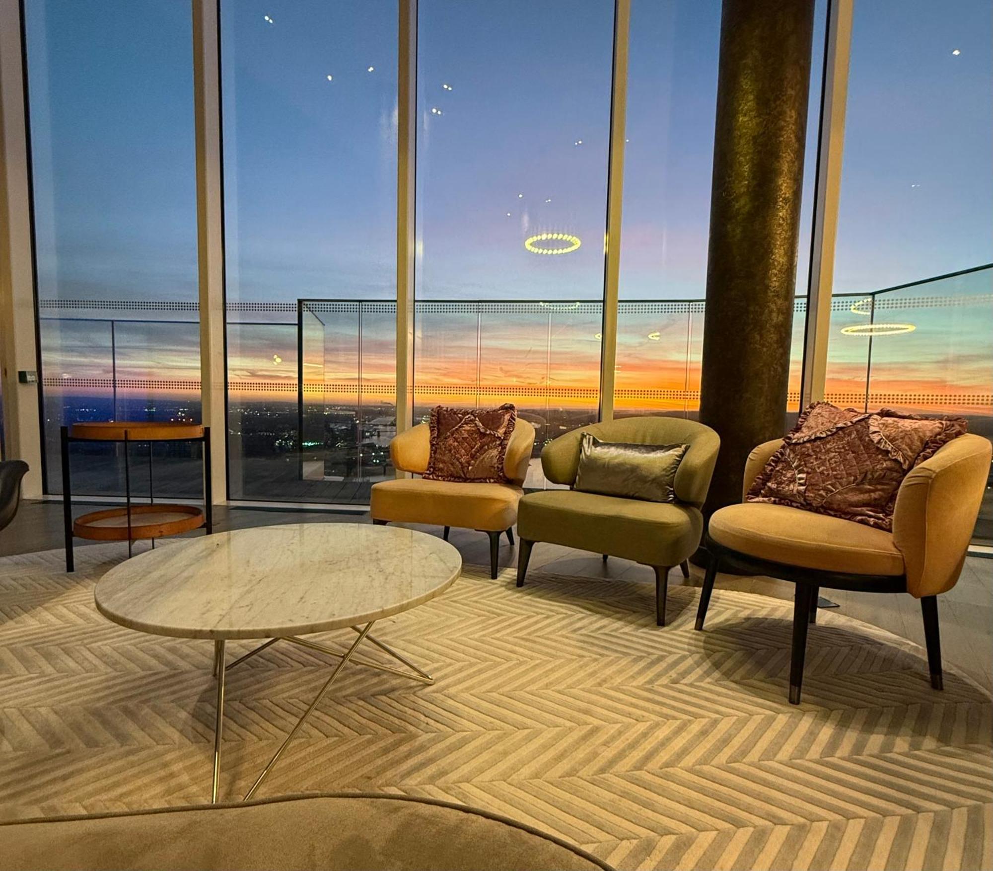 Luxury Modern 2 Bed Flat With Balcony And City View - Canary Wharf City Center Лондон Экстерьер фото