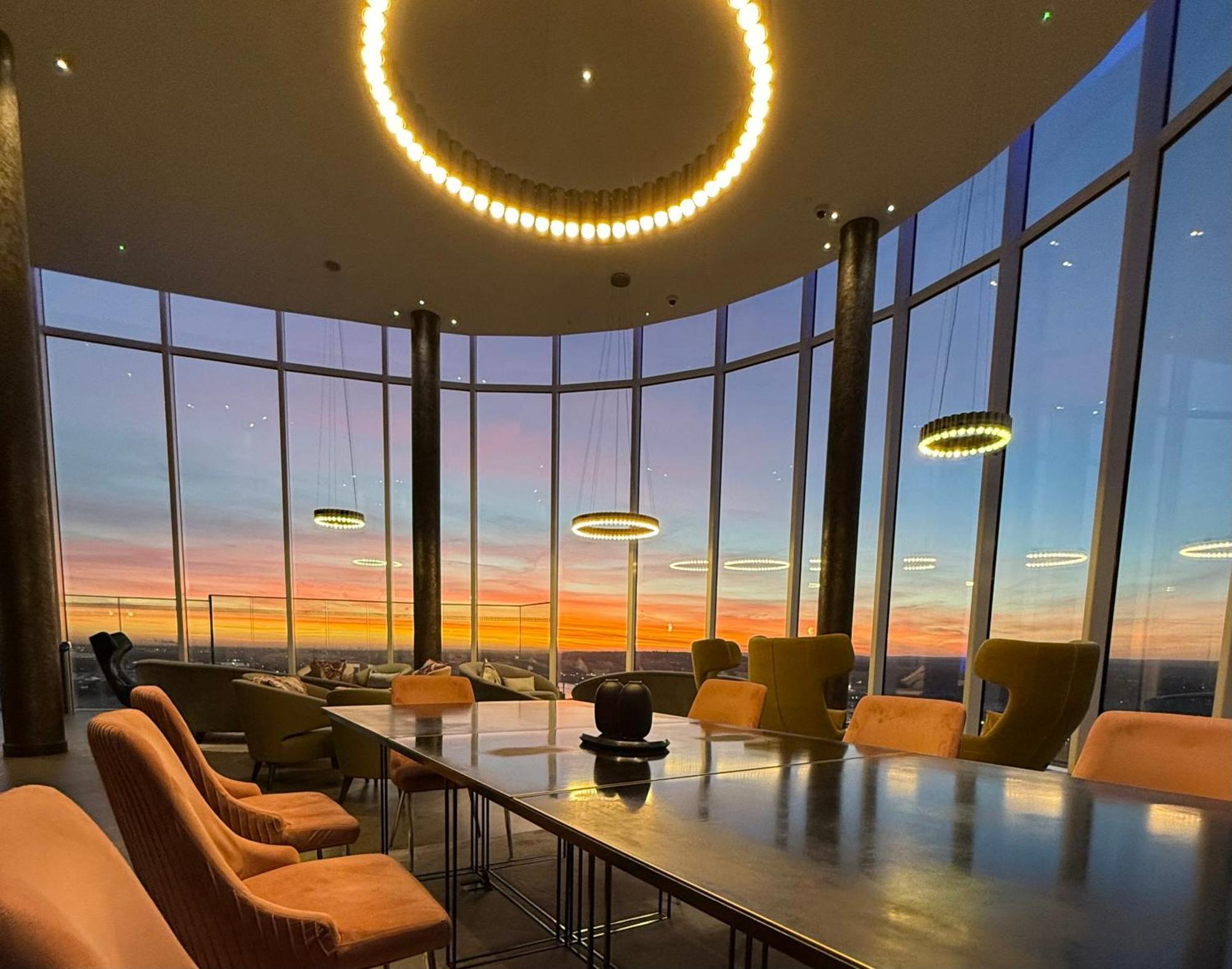 Luxury Modern 2 Bed Flat With Balcony And City View - Canary Wharf City Center Лондон Экстерьер фото