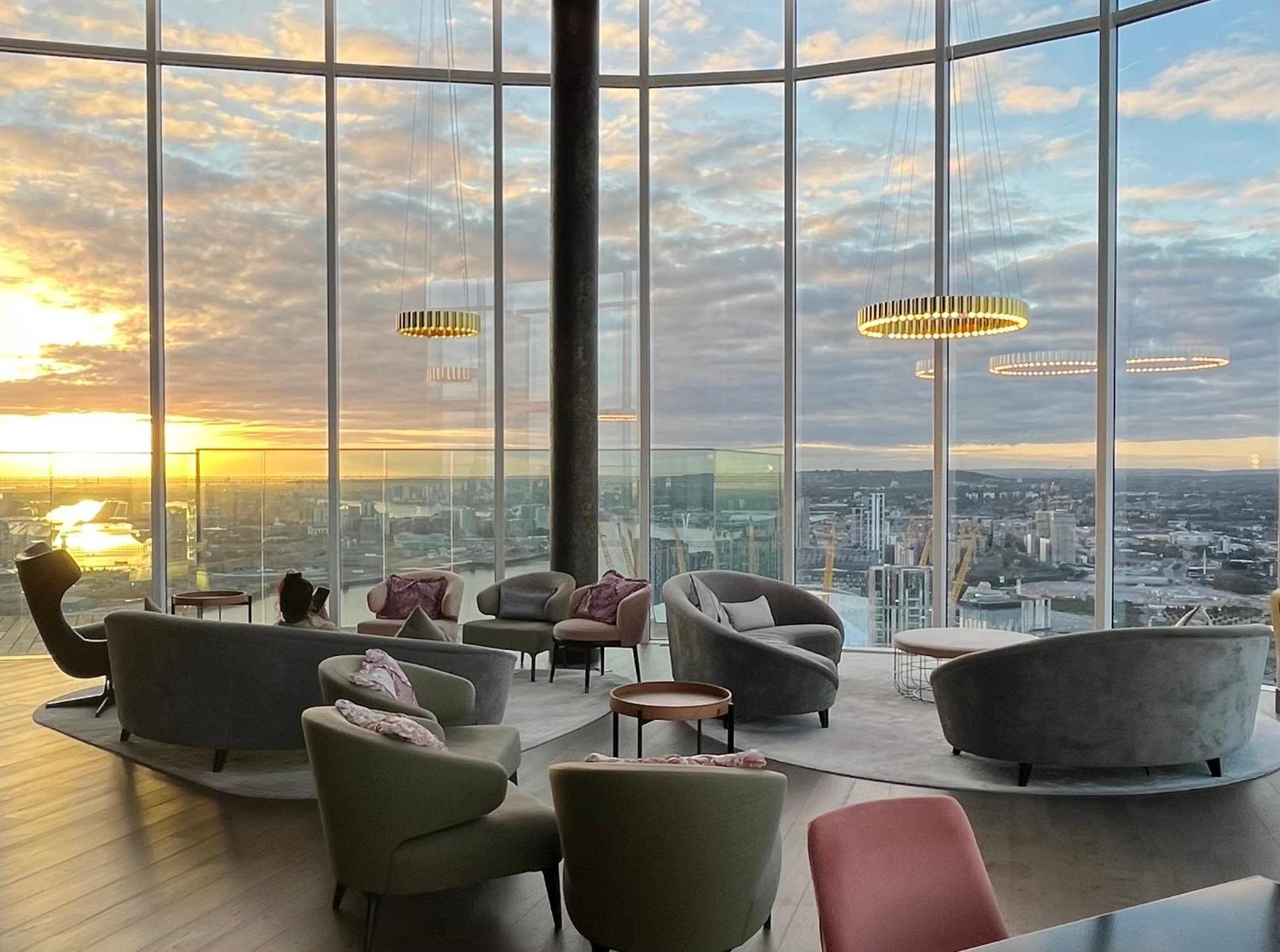 Luxury Modern 2 Bed Flat With Balcony And City View - Canary Wharf City Center Лондон Экстерьер фото