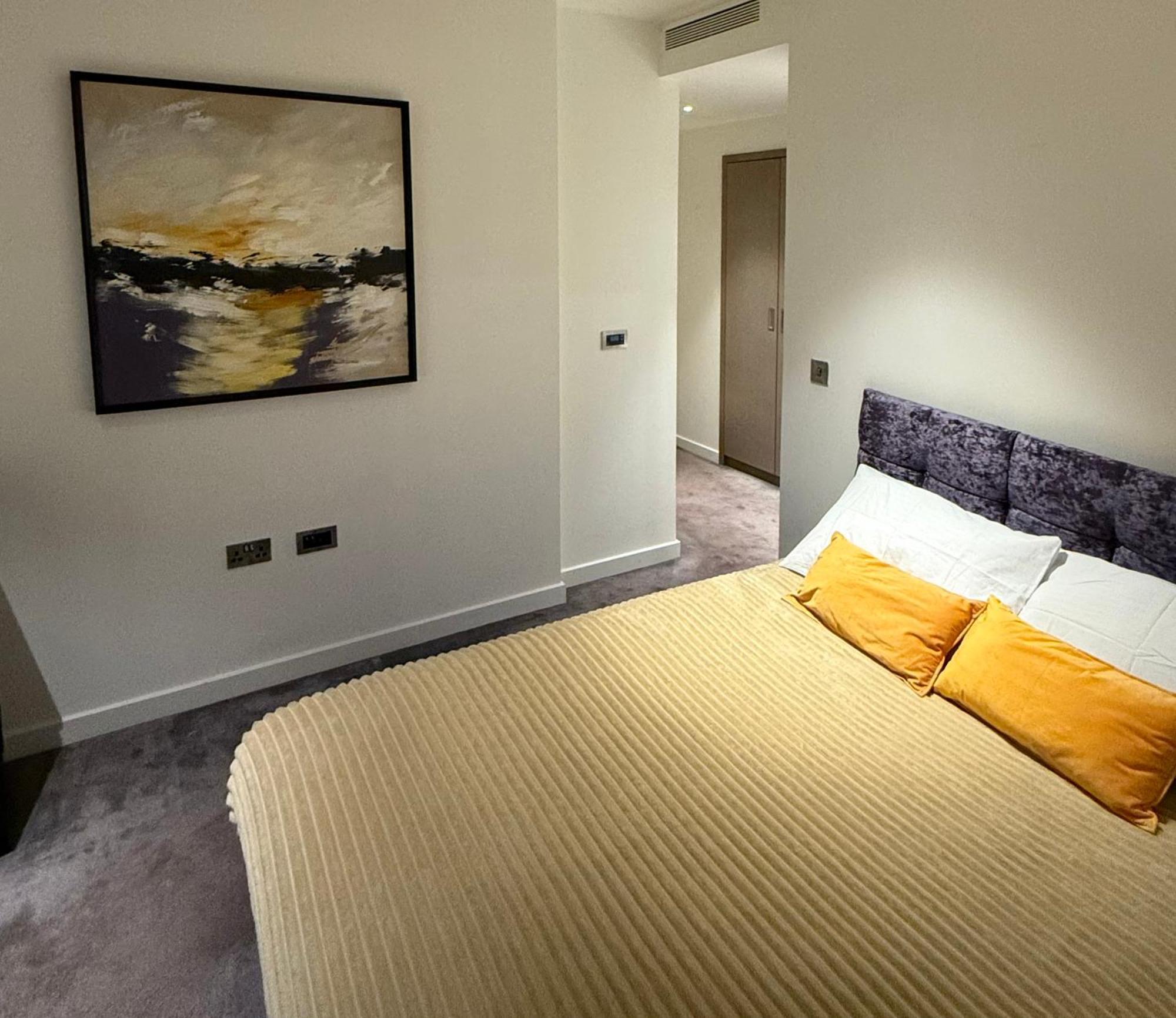 Luxury Modern 2 Bed Flat With Balcony And City View - Canary Wharf City Center Лондон Экстерьер фото